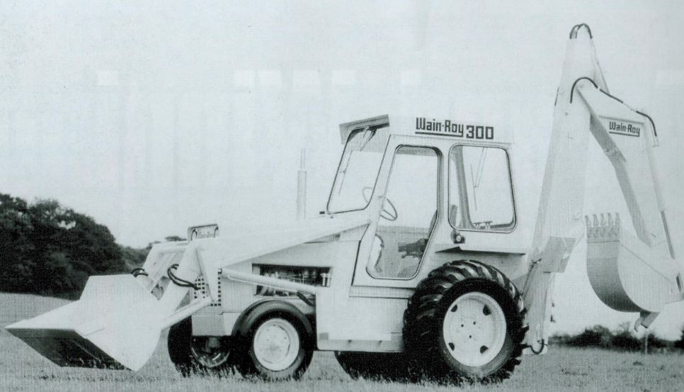 Wain-Roy BR300(?) looks the same as a BR100 but with a cab.